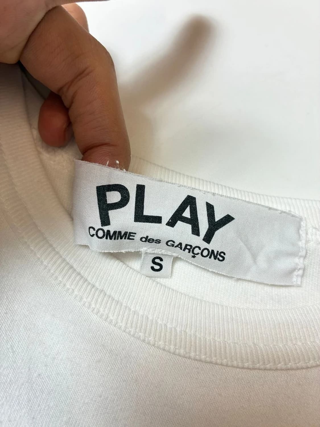 꼼데가르송 우먼스 하트 와펜 반팔 티셔츠 PN9020 상품이미지6