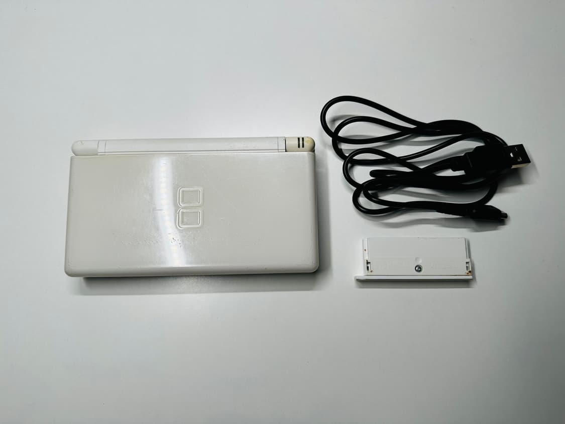 닌텐도 DS Lite DSL 화이트 일판 판매 상품이미지1