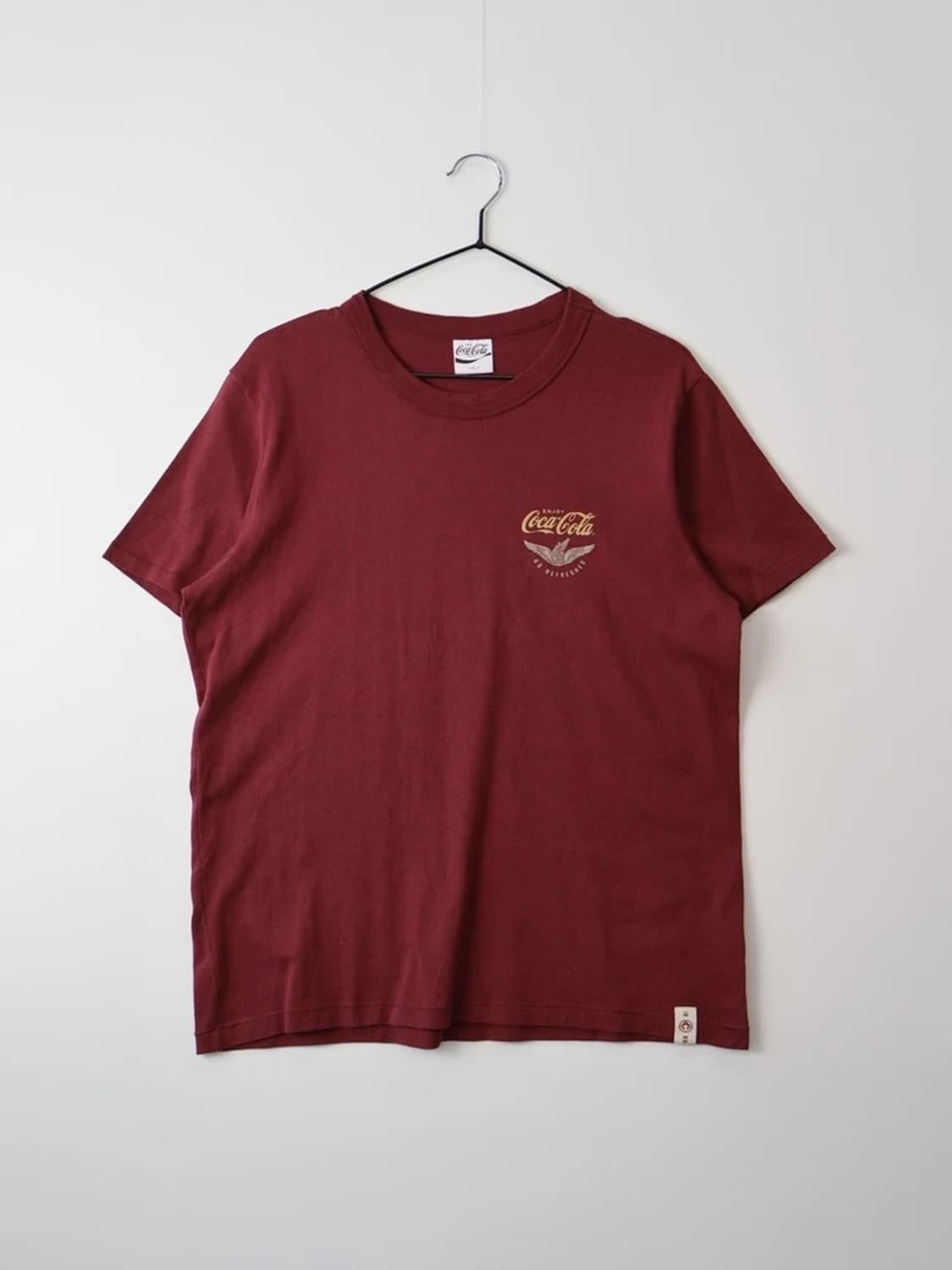 GU Coca-Cola Burgundy Logo Tee 상품이미지3