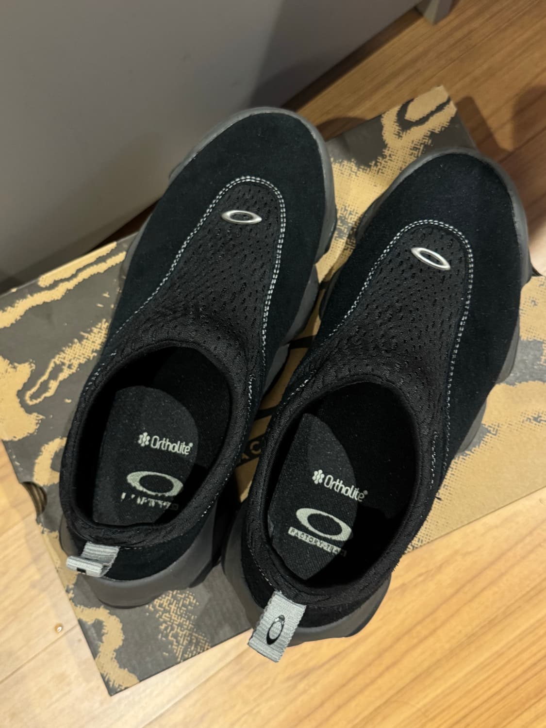 오클리 팩토리팀 브레인데드 플래쉬 캐비어 메쉬 블랙 EU43 상품이미지2