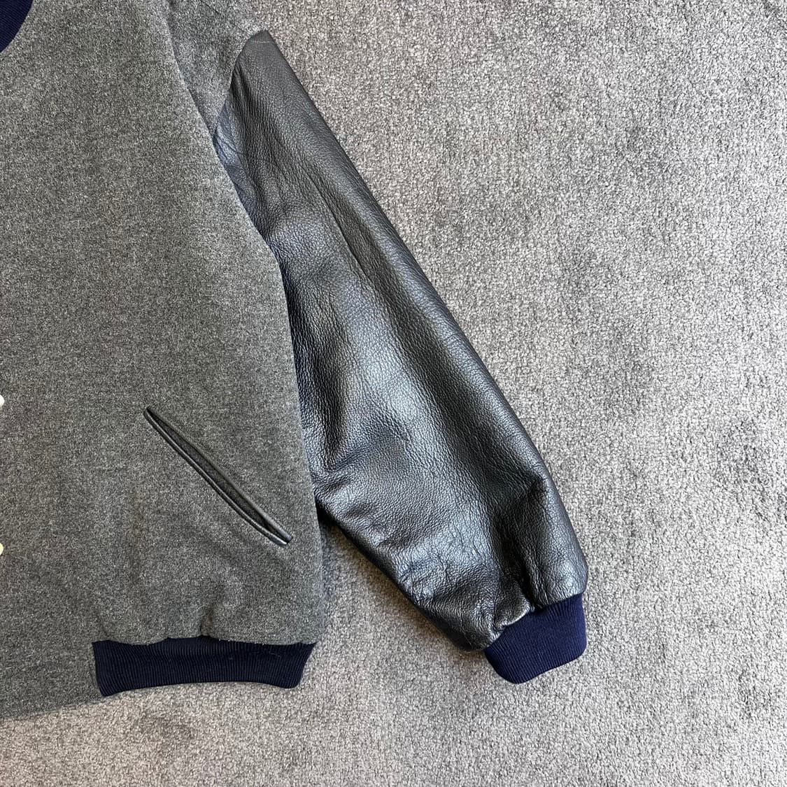 캘빈클라인 레더 배색 스타디움 자켓 상품이미지4