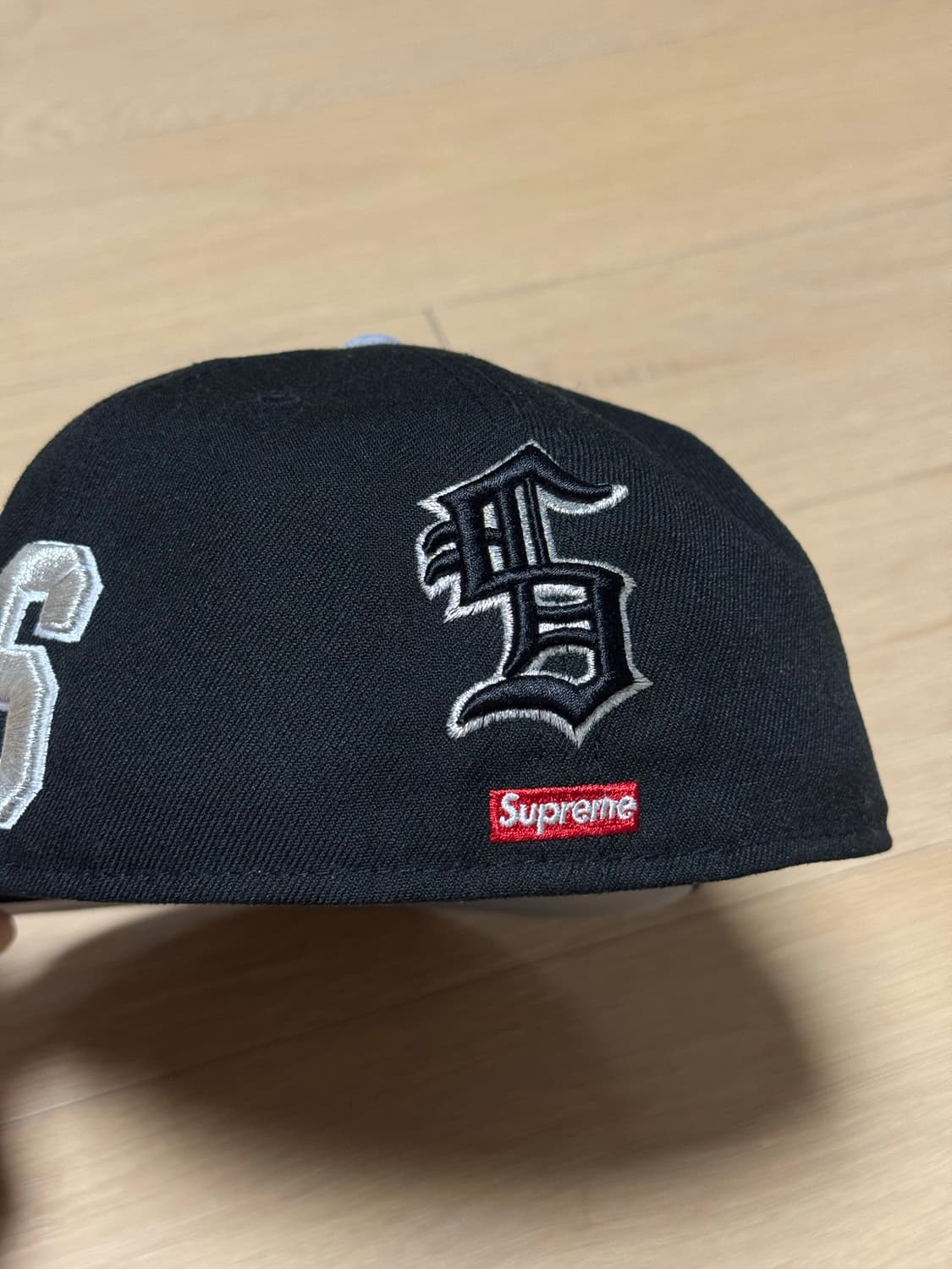 [738] 슈프림 25ss 멀티 s로고 뉴에라 블랙 상품이미지3