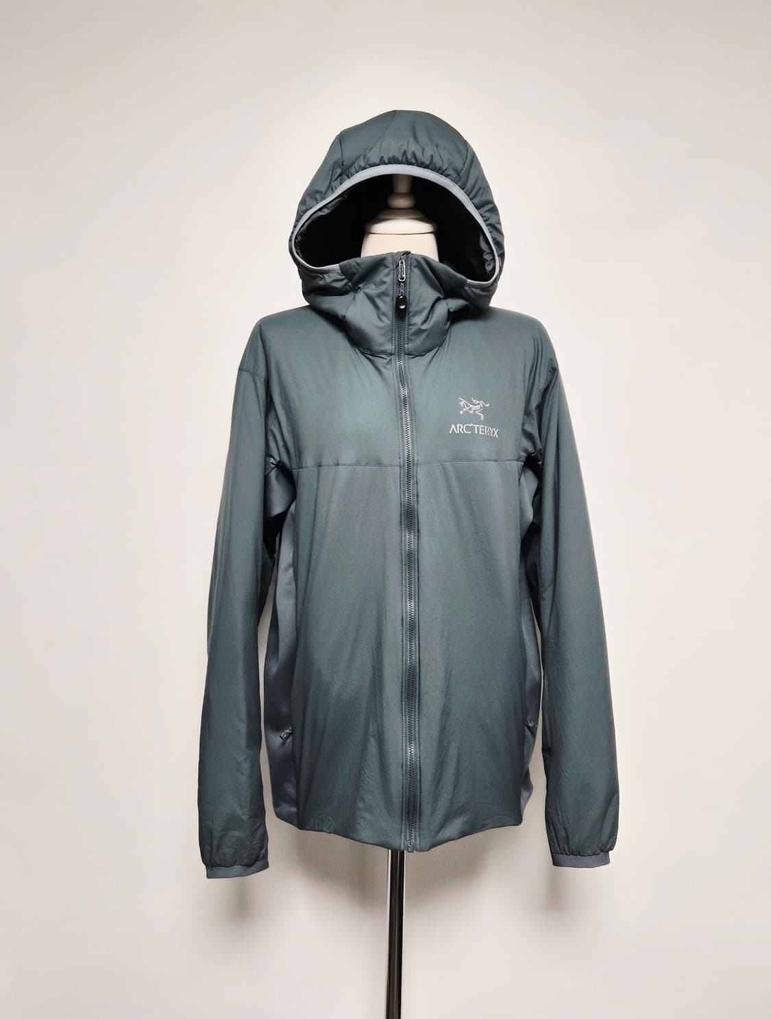 아크테릭스 아톰 LT후디 그레이 m사이즈 상품이미지3