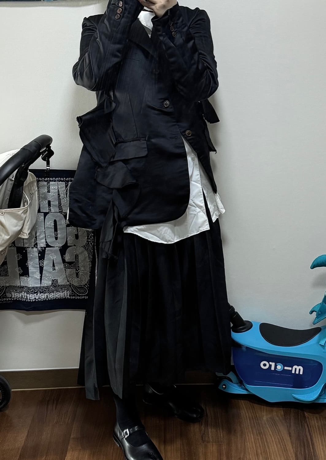 (네고가능)블랙 꼼데가르송 24ss 세틴 비대칭 재킷 (블랙 L) 상품이미지3