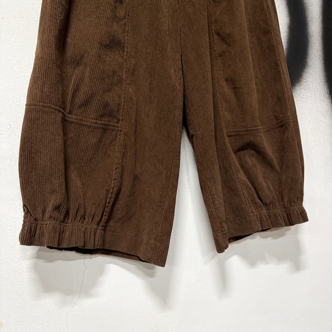 VTG 빈티지 딥 브라운 코듀로이 골덴 셔링 디테일 벌룬 와이드 팬츠 상품이미지4