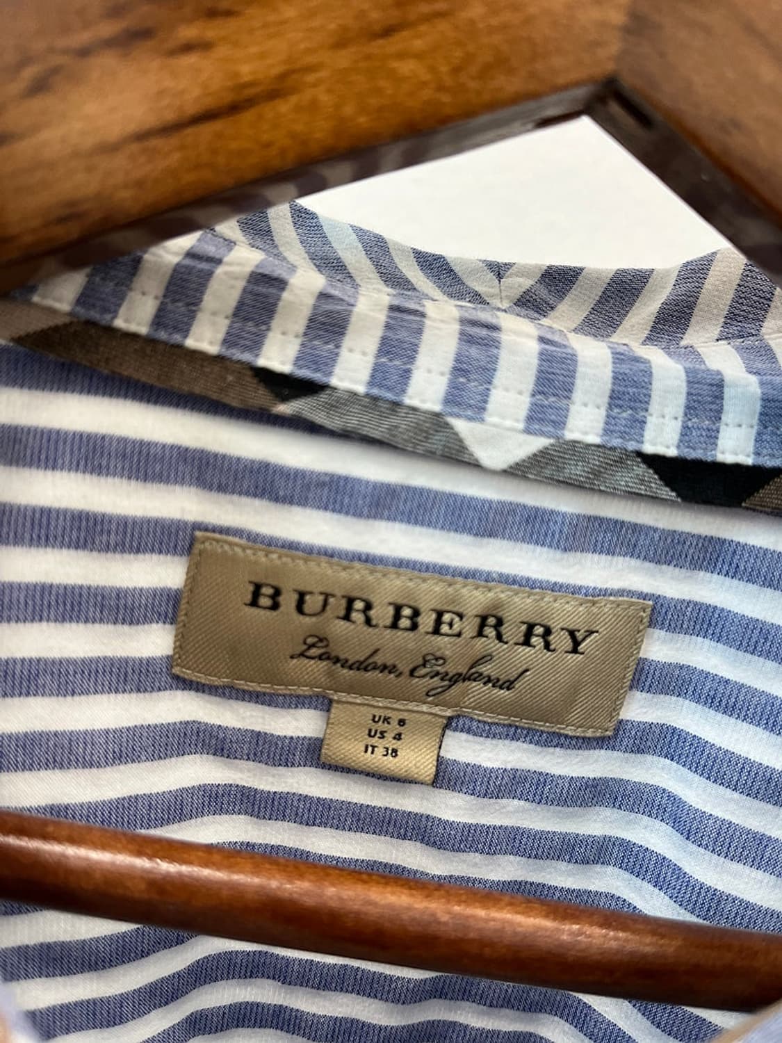 여) 버버리 스트라이프 셔츠  상품이미지7