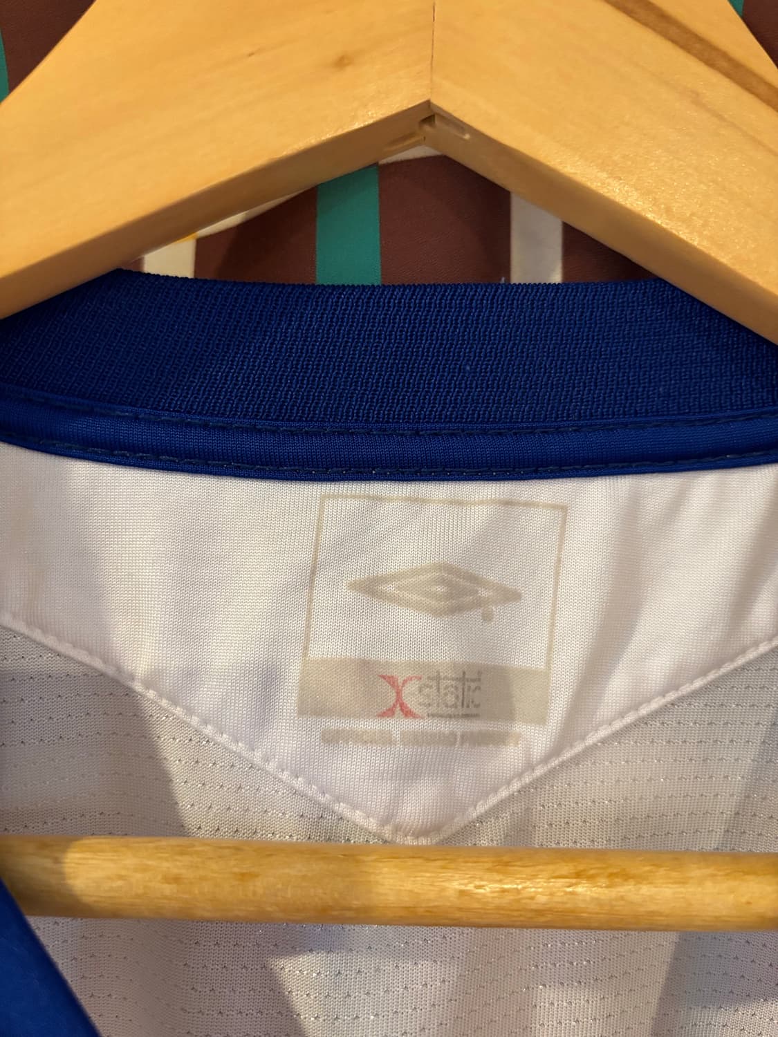04-05 Umbro 에버튼 긴팔 유니폼 화이트 상품이미지3