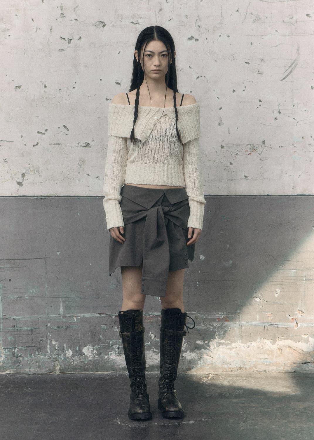 택0) 보헤미안서울 리브드 버튼 오프숄더 상품이미지1