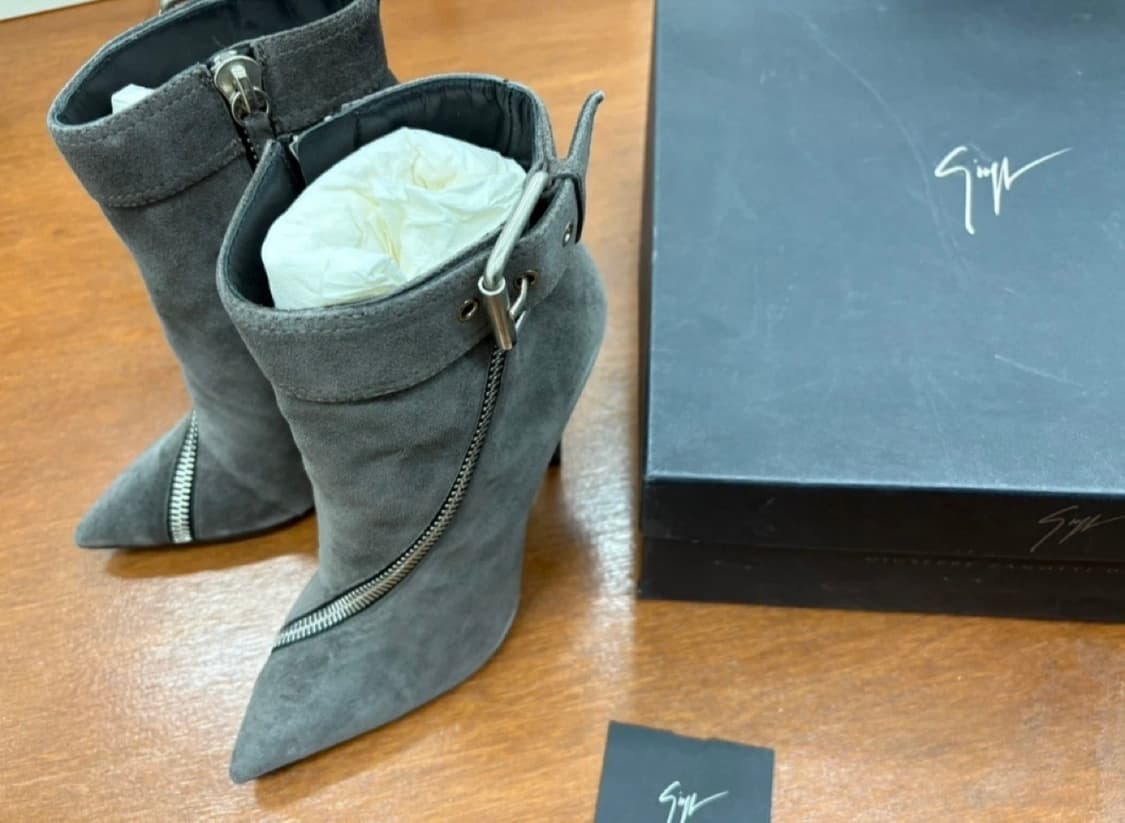 쥬세페 자노티 스웨이디 힐부츠 상품이미지1