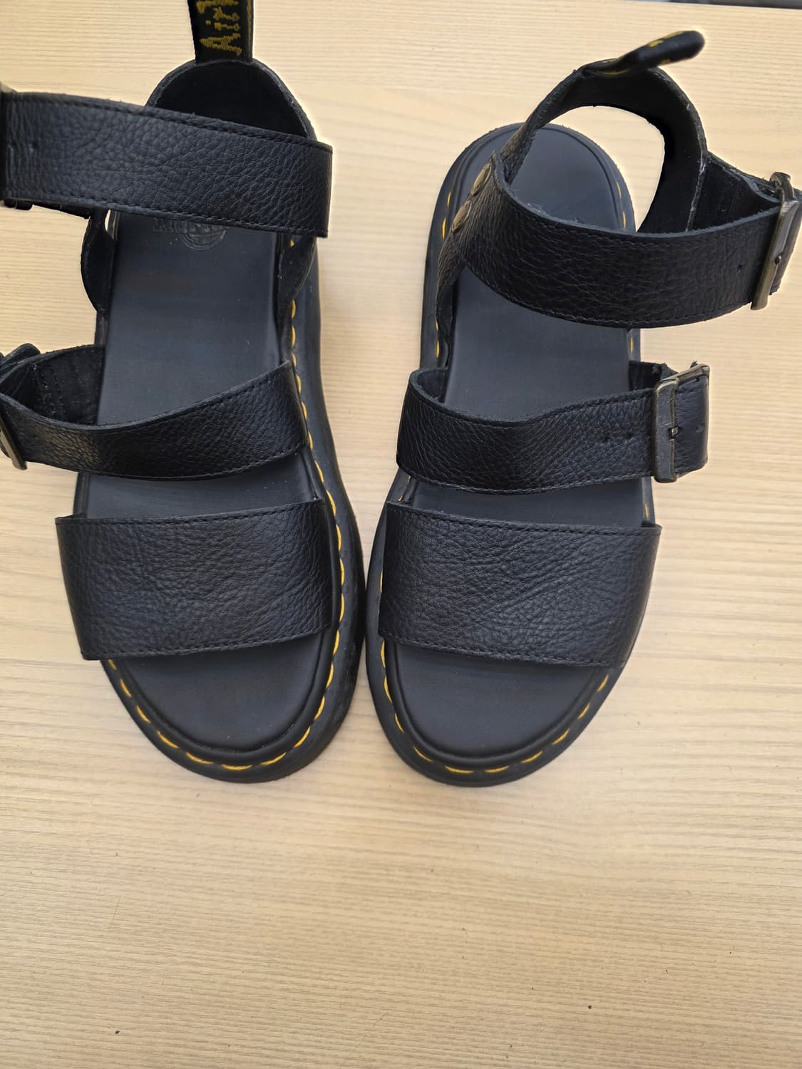 닥터마틴 그리폰쿼드 스트랩 샌들 UK6 상품이미지3