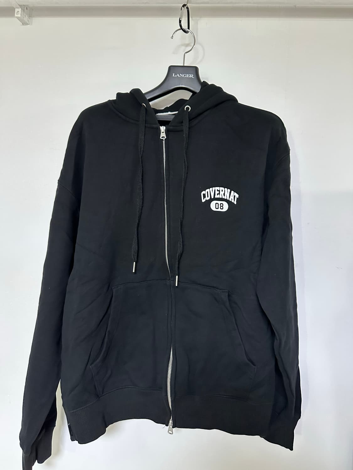 커버낫 블랙 후드 집업 상품이미지1