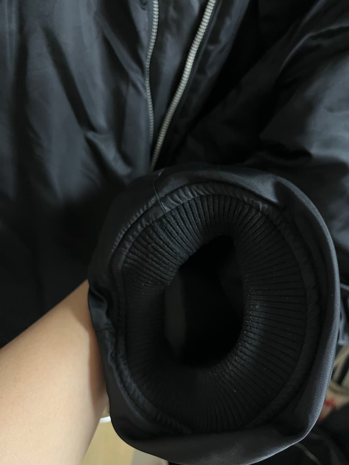 [2] 파프롬왓 오버사이즈 후드 봄버 블랙 상품이미지6