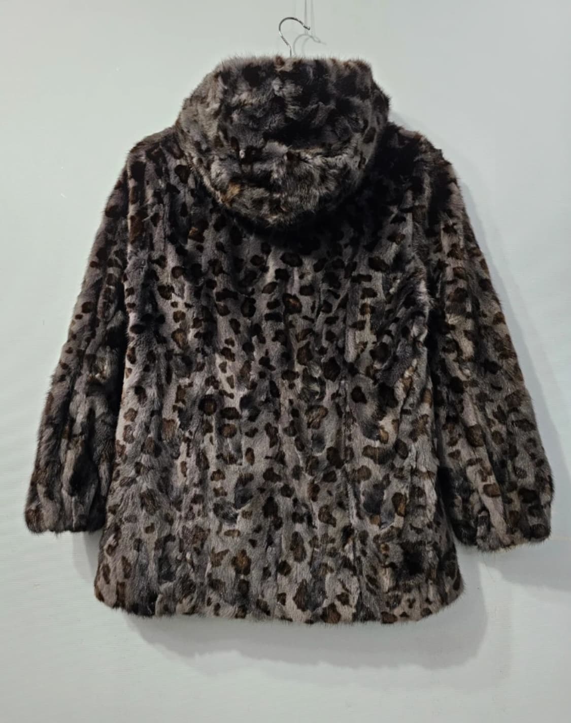 진도 끌레베 레오파드 후드 밍크 코트 ~66 상품이미지5