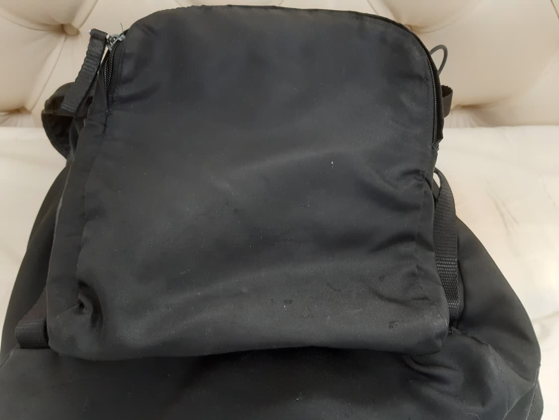 프라다 블랙백팩 정품 상품이미지4