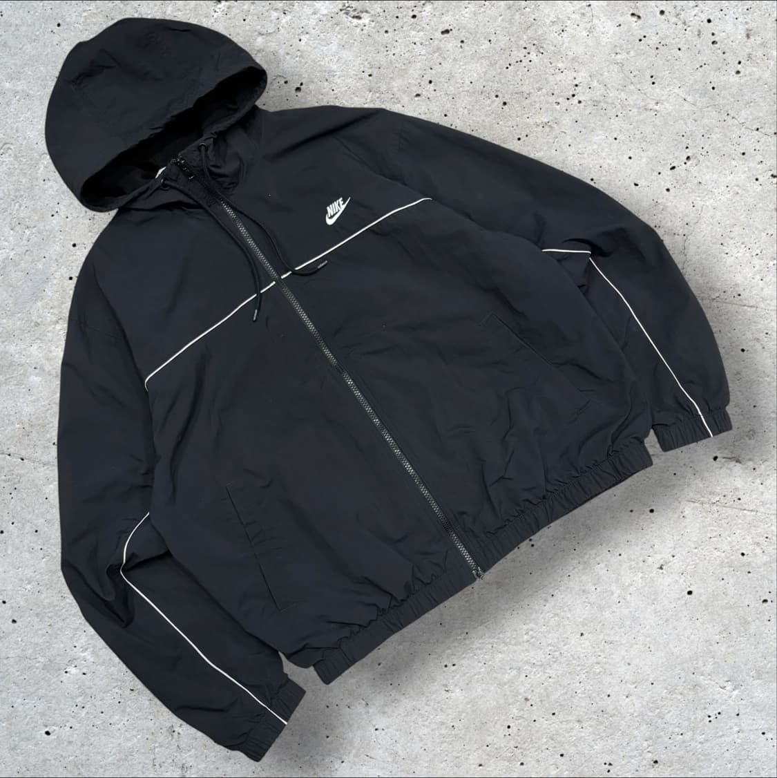 [L] 나이키 클럽 빅로고 블랙 바람막이 후드집업 D407 상품이미지2