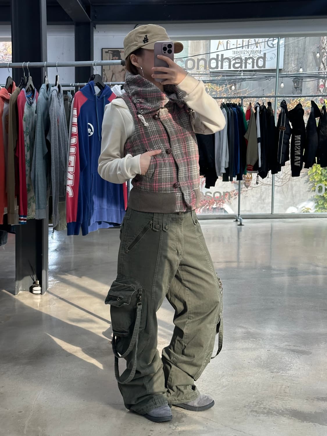 재팬빈티지 볼드포켓 부츠컷 카고 팬츠 카키 상품이미지2