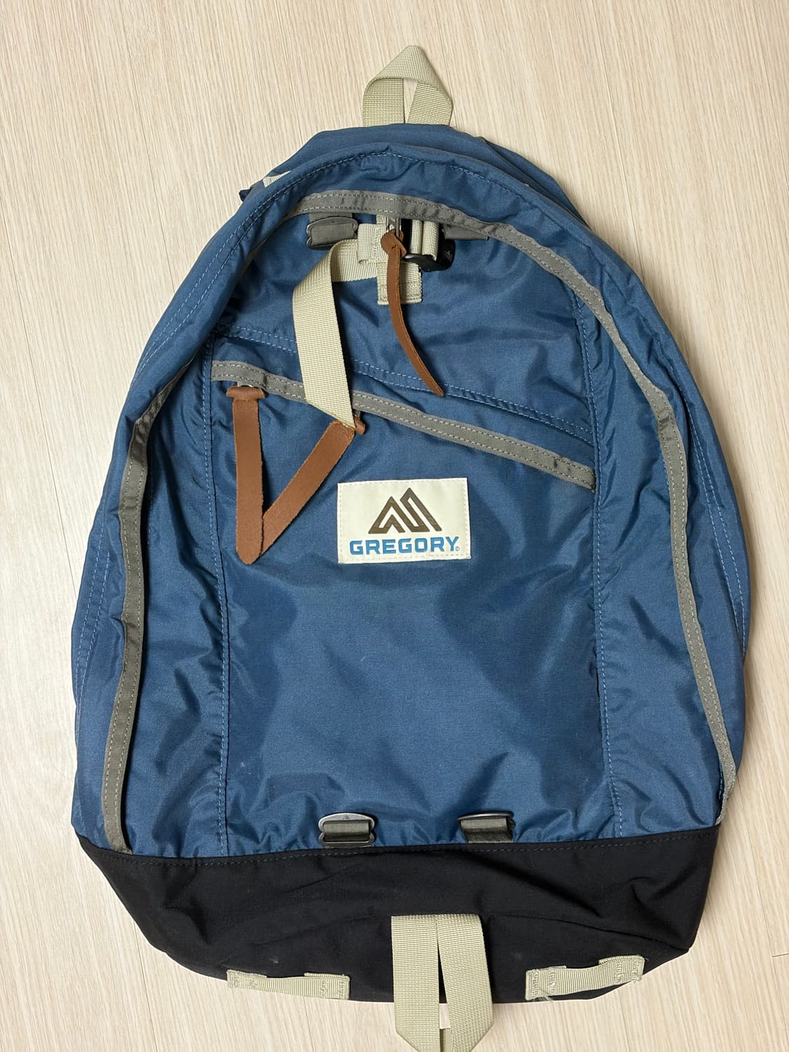 그레고리 x 디스이즈네버댓 데이팩 라이트 네이비 상품이미지1