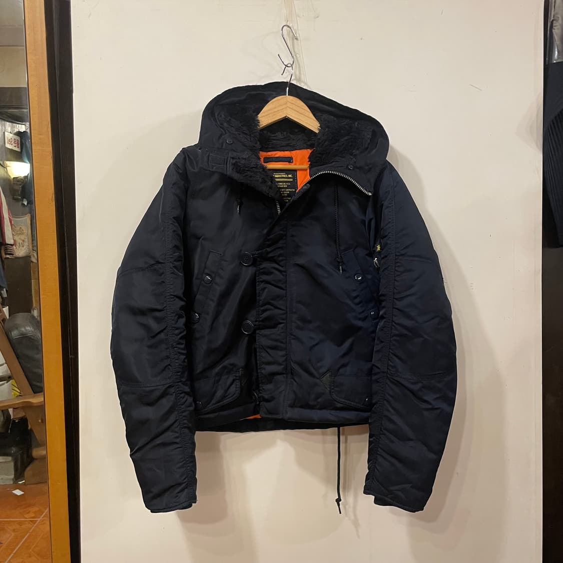 알파인더스트리 리메이크 크롭봄버 M 상품이미지3