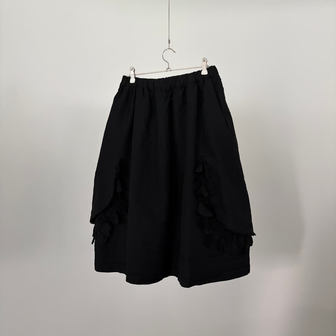 Side Transformed Ruffle Docking Skirt 상품이미지6