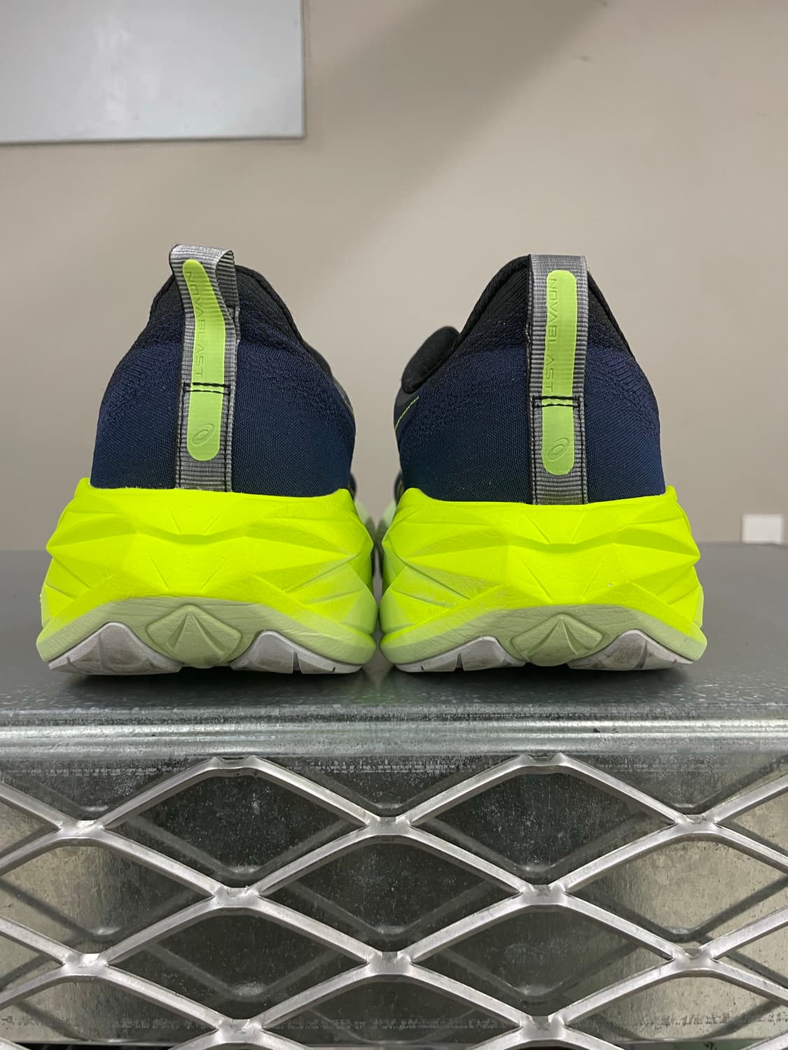 아식스 노바블라스트 4 270 (gr-4375) 상품이미지3