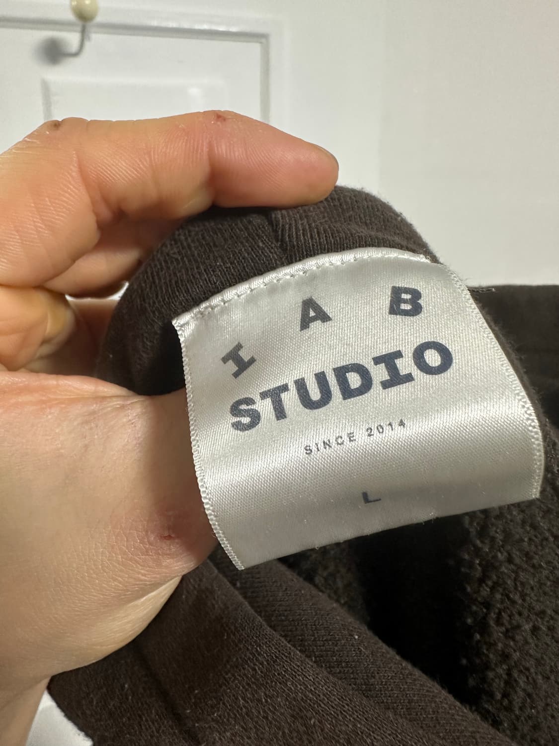 아이앱스튜디오 후드티 상품이미지3