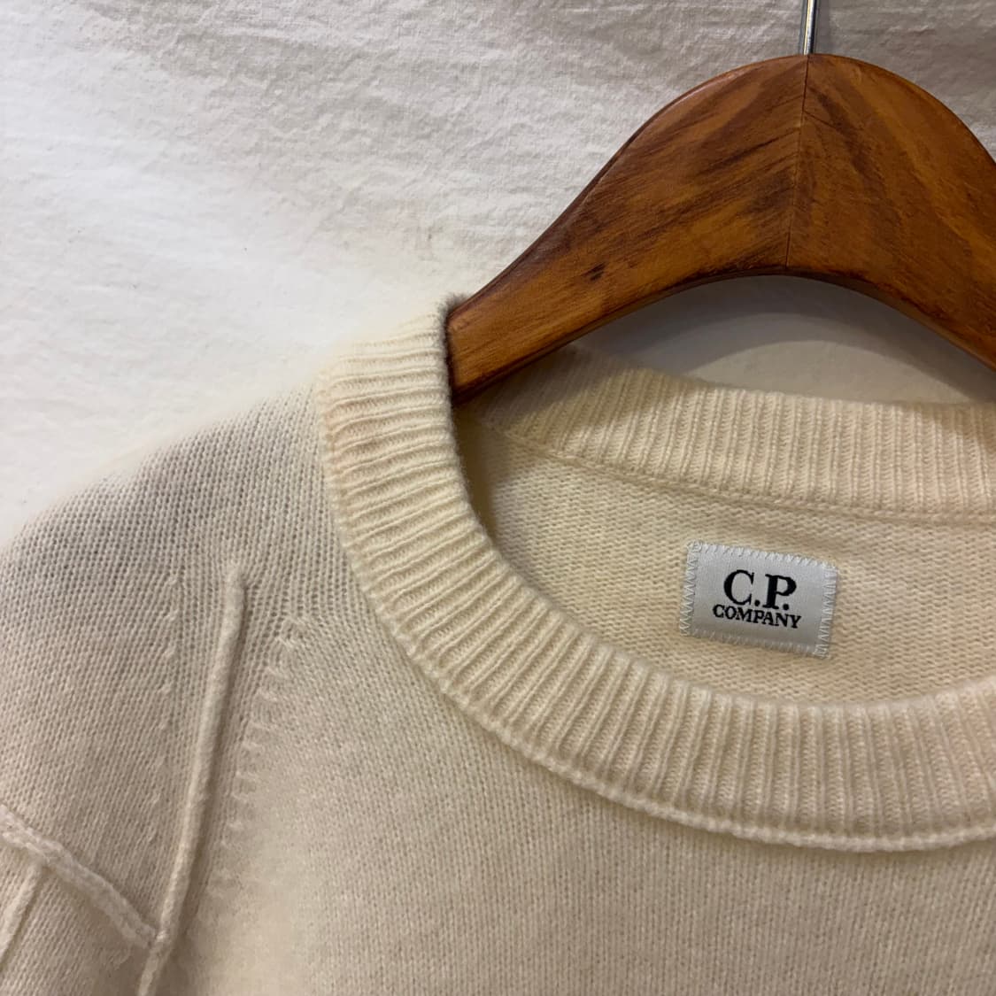 CP컴퍼니 라운드 울 니트 스웨터 정품 상품이미지3