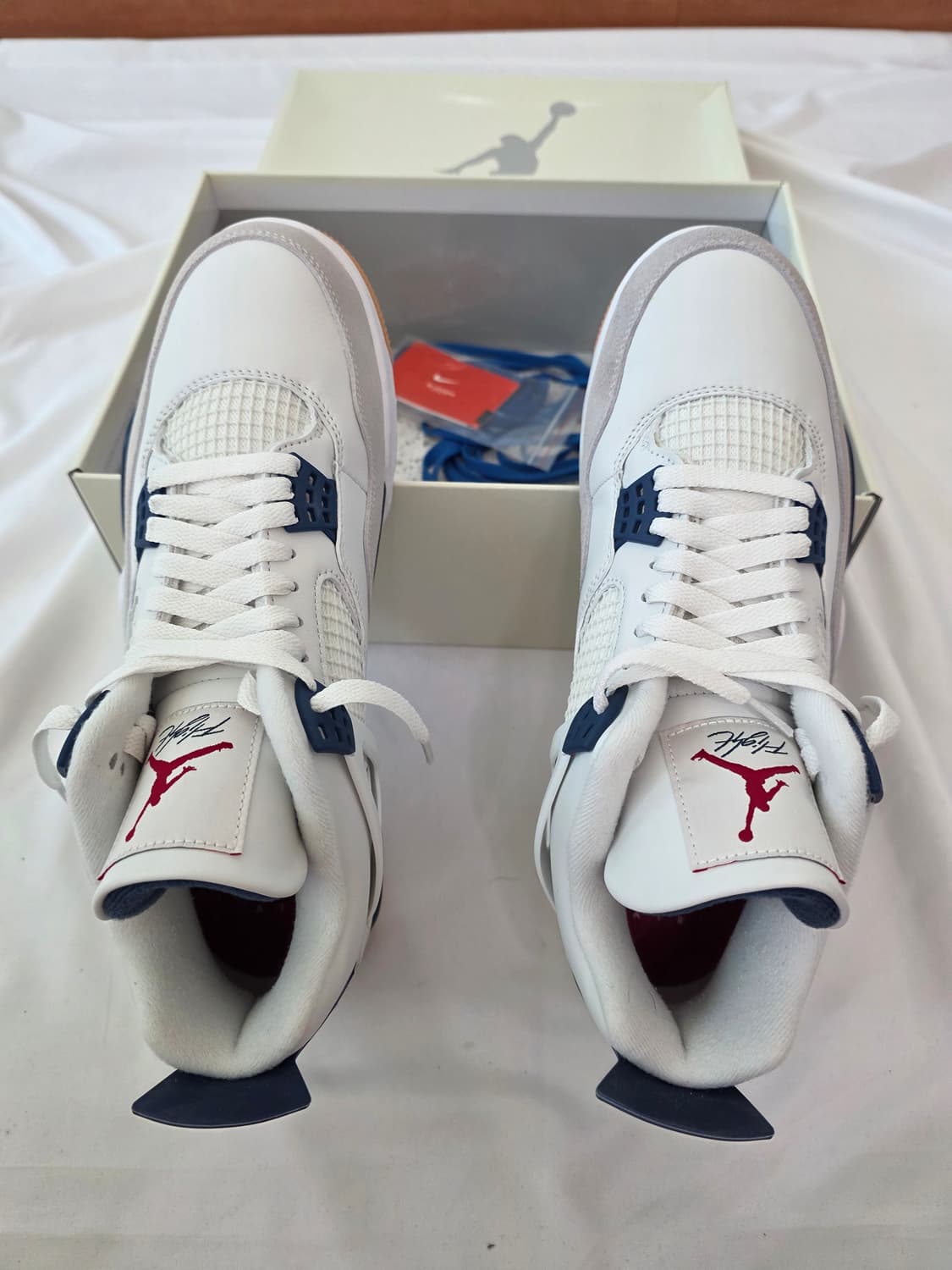 조던 4 x 나이키 SB 레트로 SP 네이비 상품이미지2