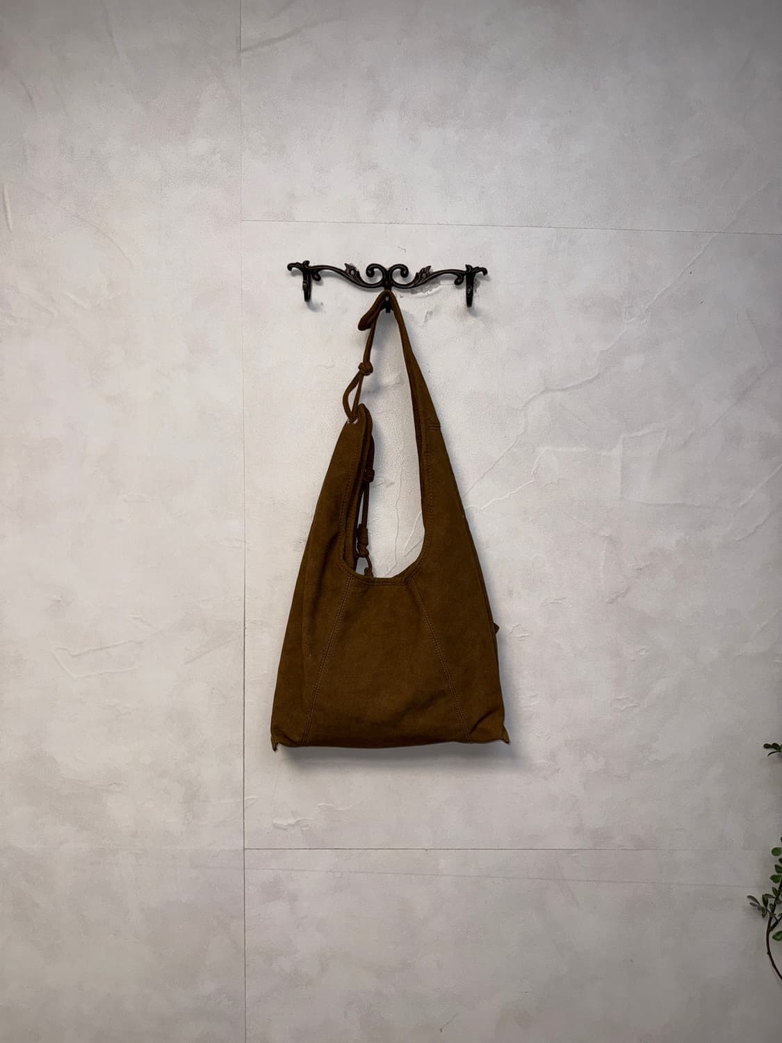 Brown knotted strap shoulder bag 상품이미지3