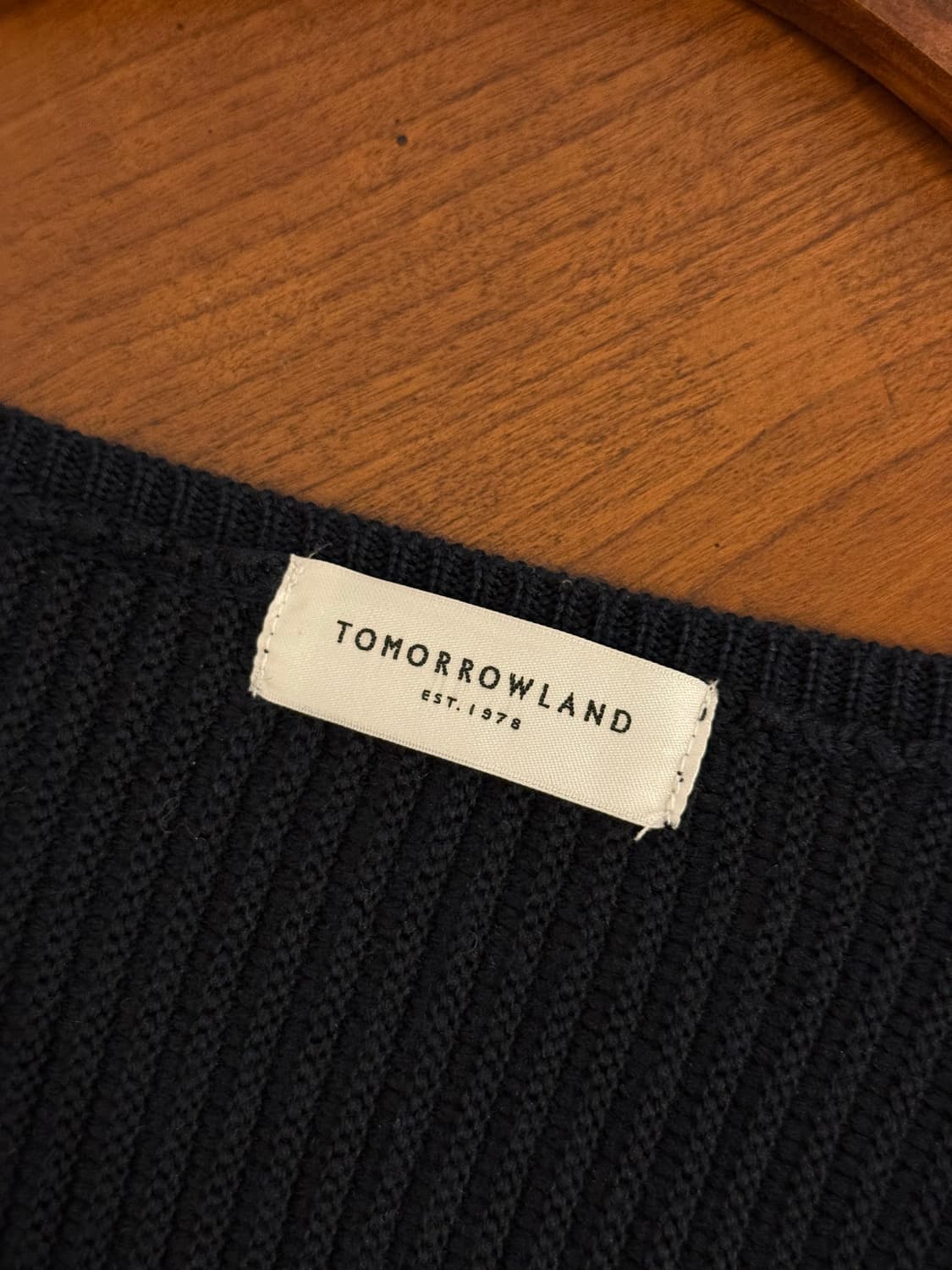 55) TOMORROWLAND V-Neck Ribbed Knit 상품이미지8