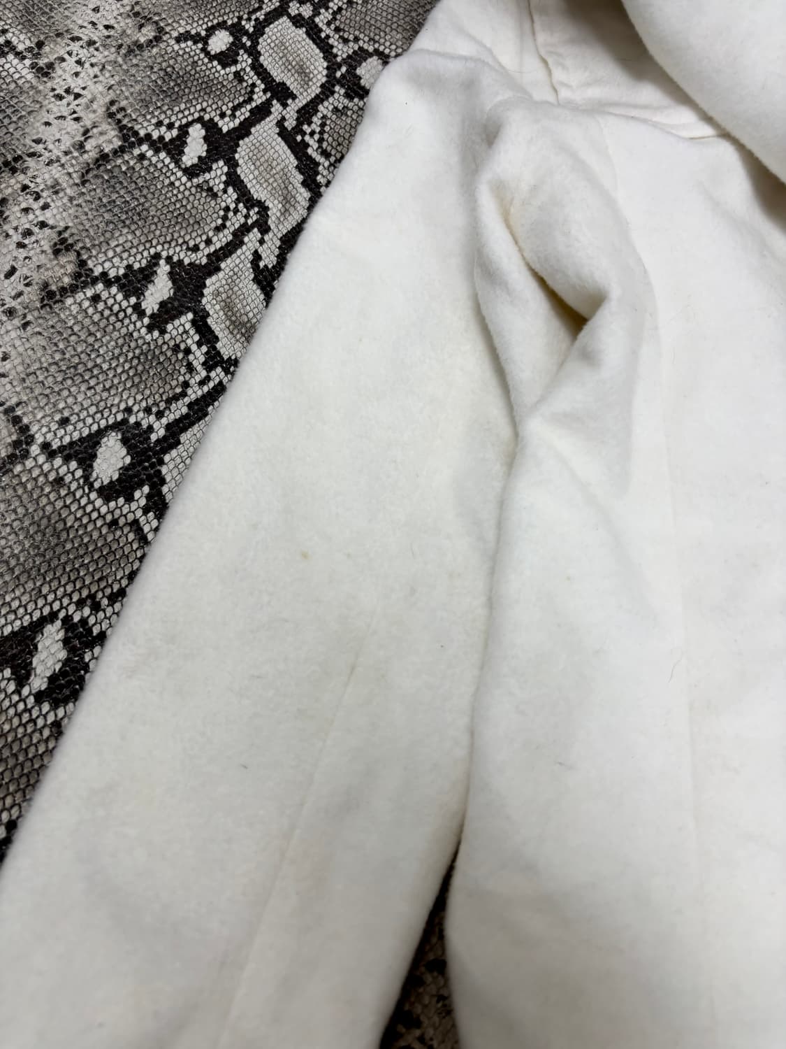 “Cecil Mcbee” Y2K Mood Fir Trimming Whit 상품이미지8