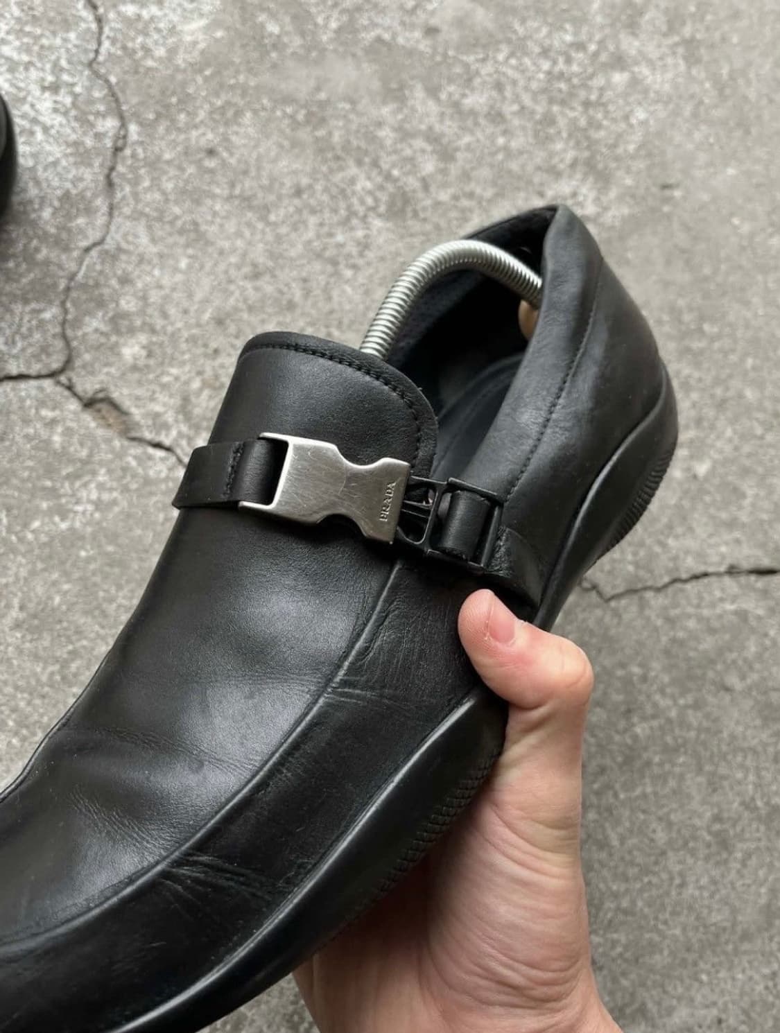 프라다 스포츠 버클 로퍼 사이즈 교환(uk8.5>uk8, 7.5) 상품이미지2