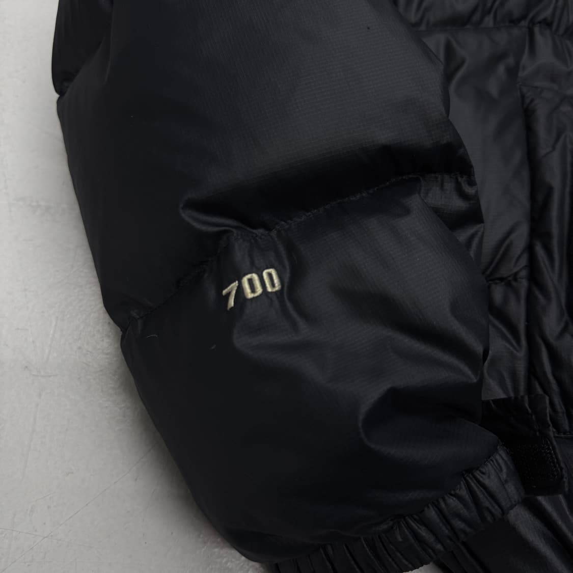 노스페이스 700 눕시 구스다운 푸퍼 패딩 블랙 상품이미지4