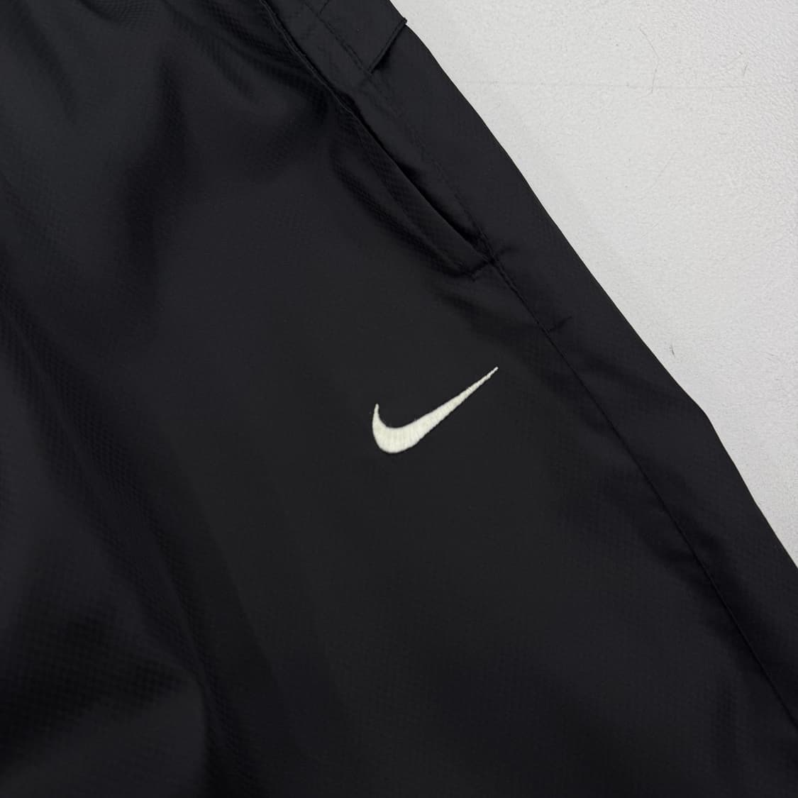 나이키 00s 스우시 올드스쿨 바람막이 트랙팬츠 상품이미지3