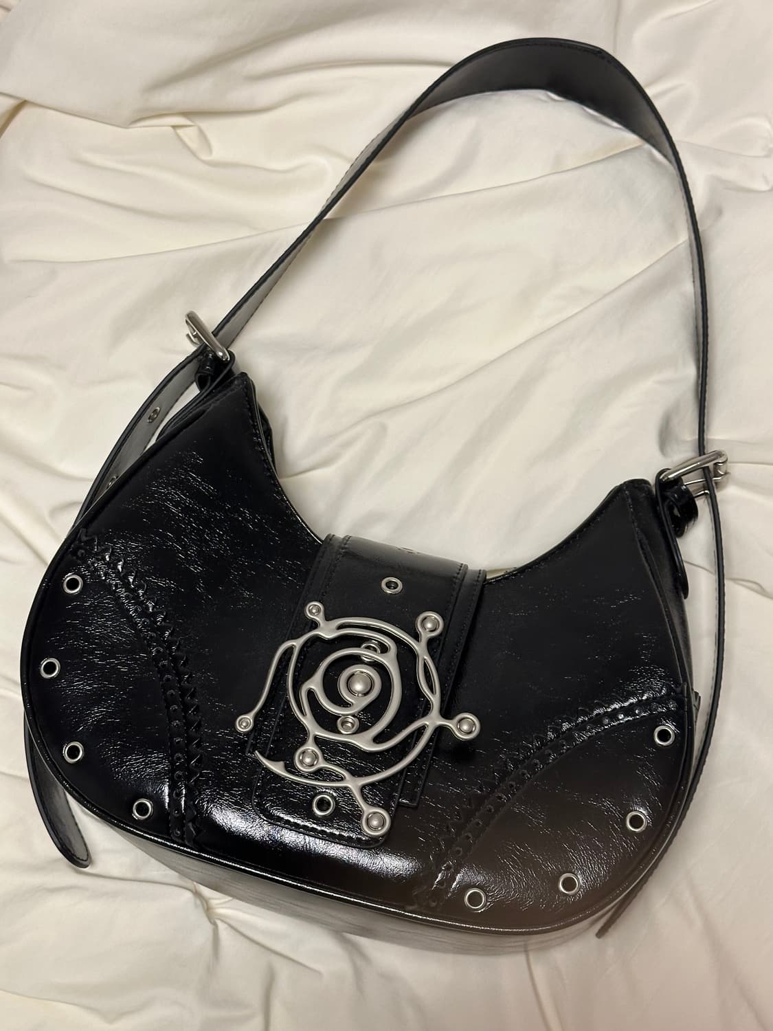 CONP Crescent Underarm Bag 상품이미지7