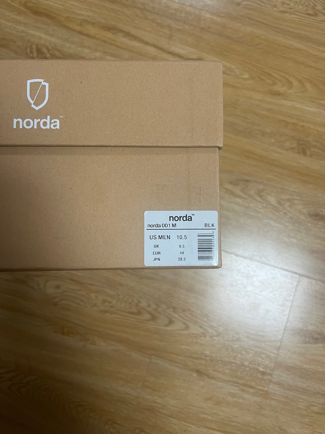 norda 001 core black 컬러 팝니다. 상품이미지6
