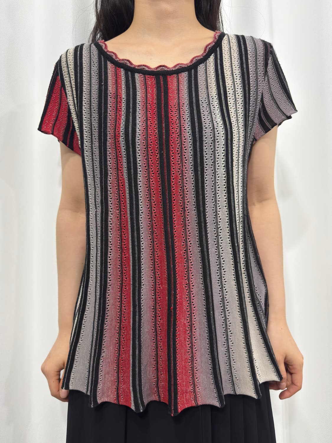 design punching knit  상품이미지1