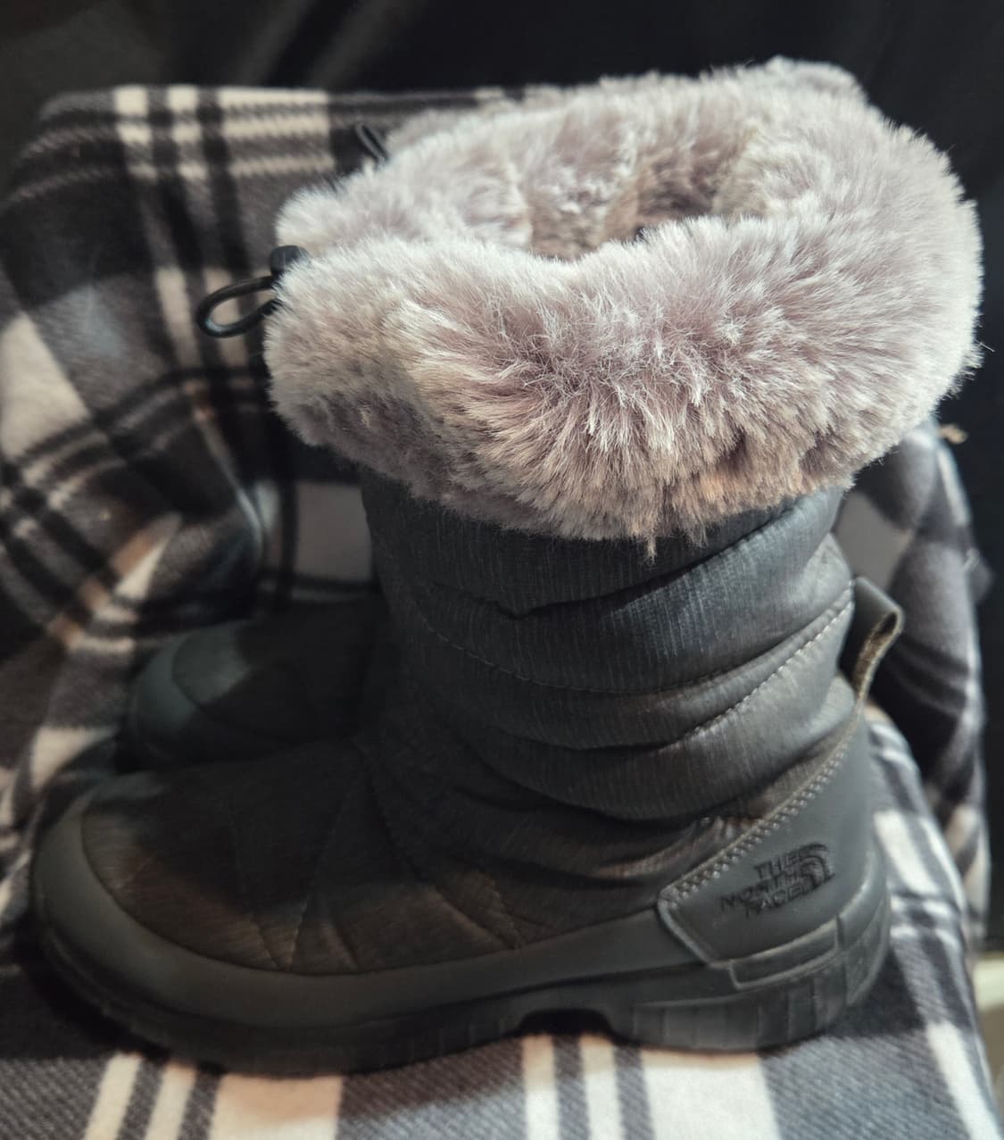 노스페이스 구스다운 패딩 부츠 상품이미지2