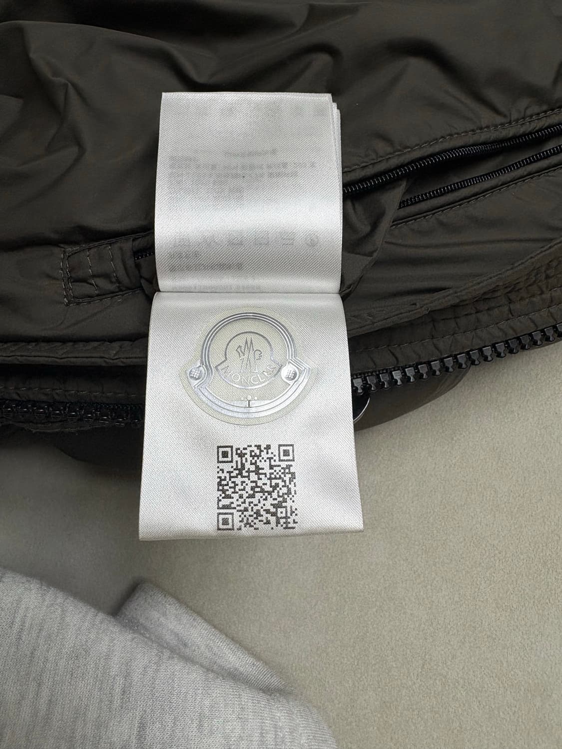 몽클레어 슈브르즈 2사이즈 백화점판 한글택 상품이미지9