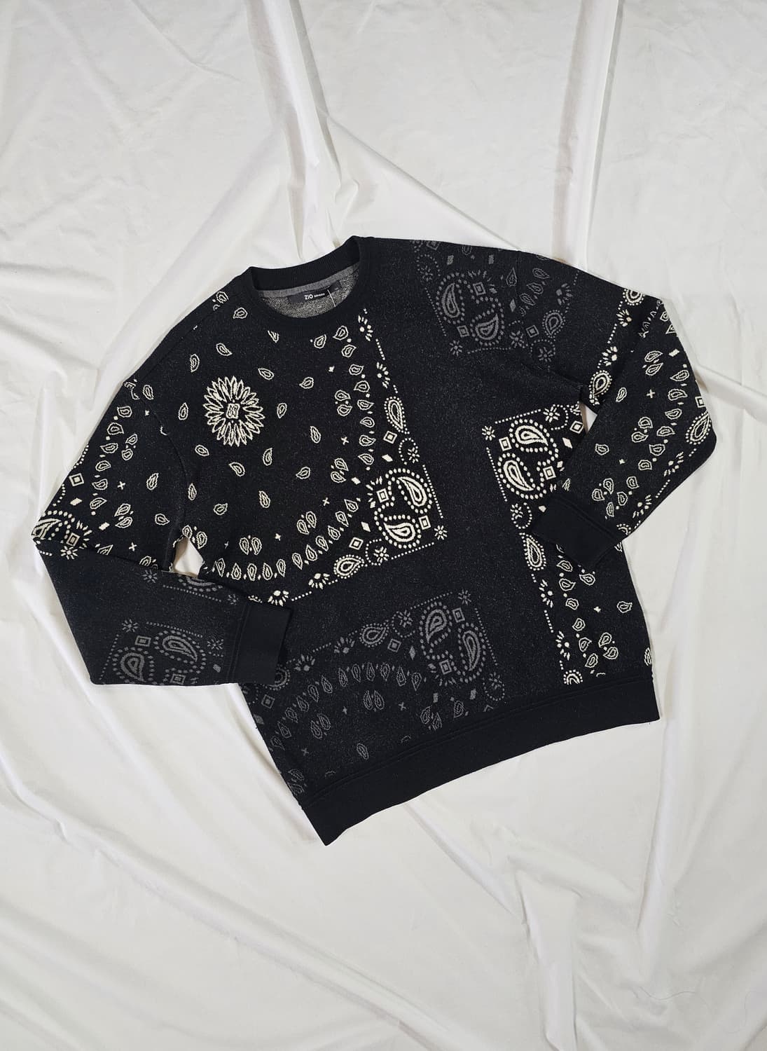 [100] 정가20만) 지오송지오 남성 페이즐리 반다나 니트 상품이미지1