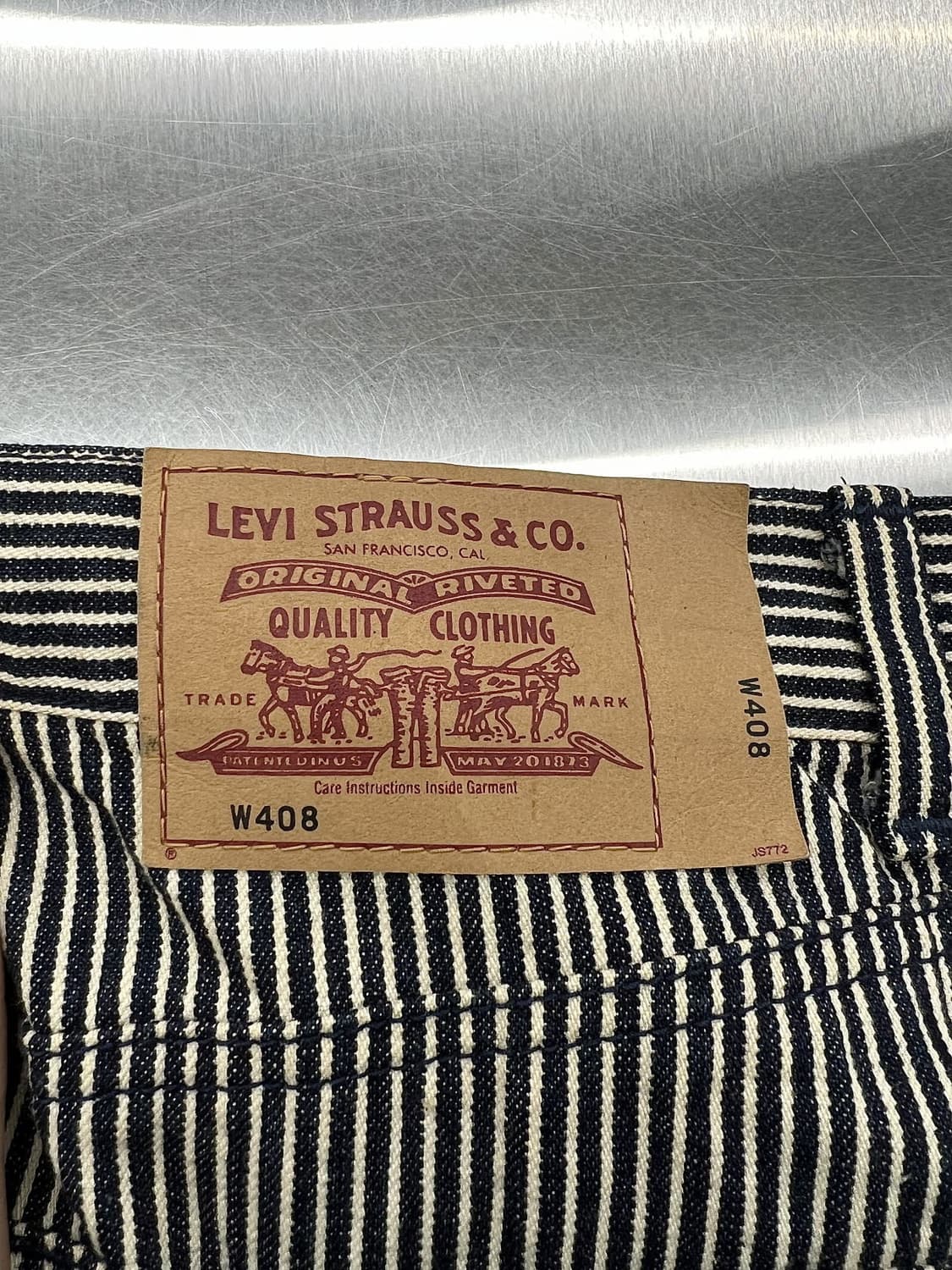 리바이스 화이트 블랙 스트라이프 데님 미디 스커트 상품이미지7