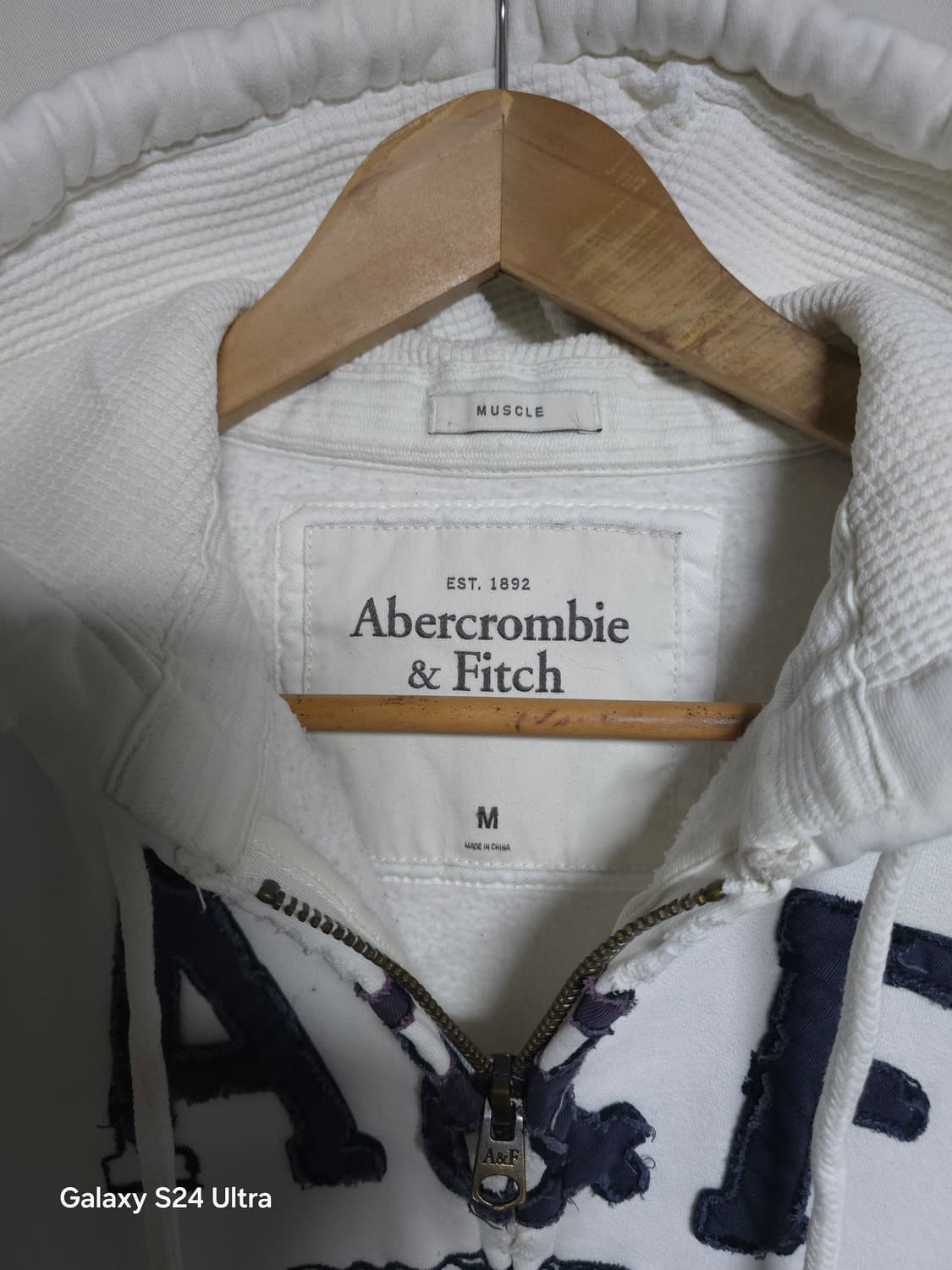 아베크롬비 그런지 후드집업 M ✨️정품✨️

 상품이미지3