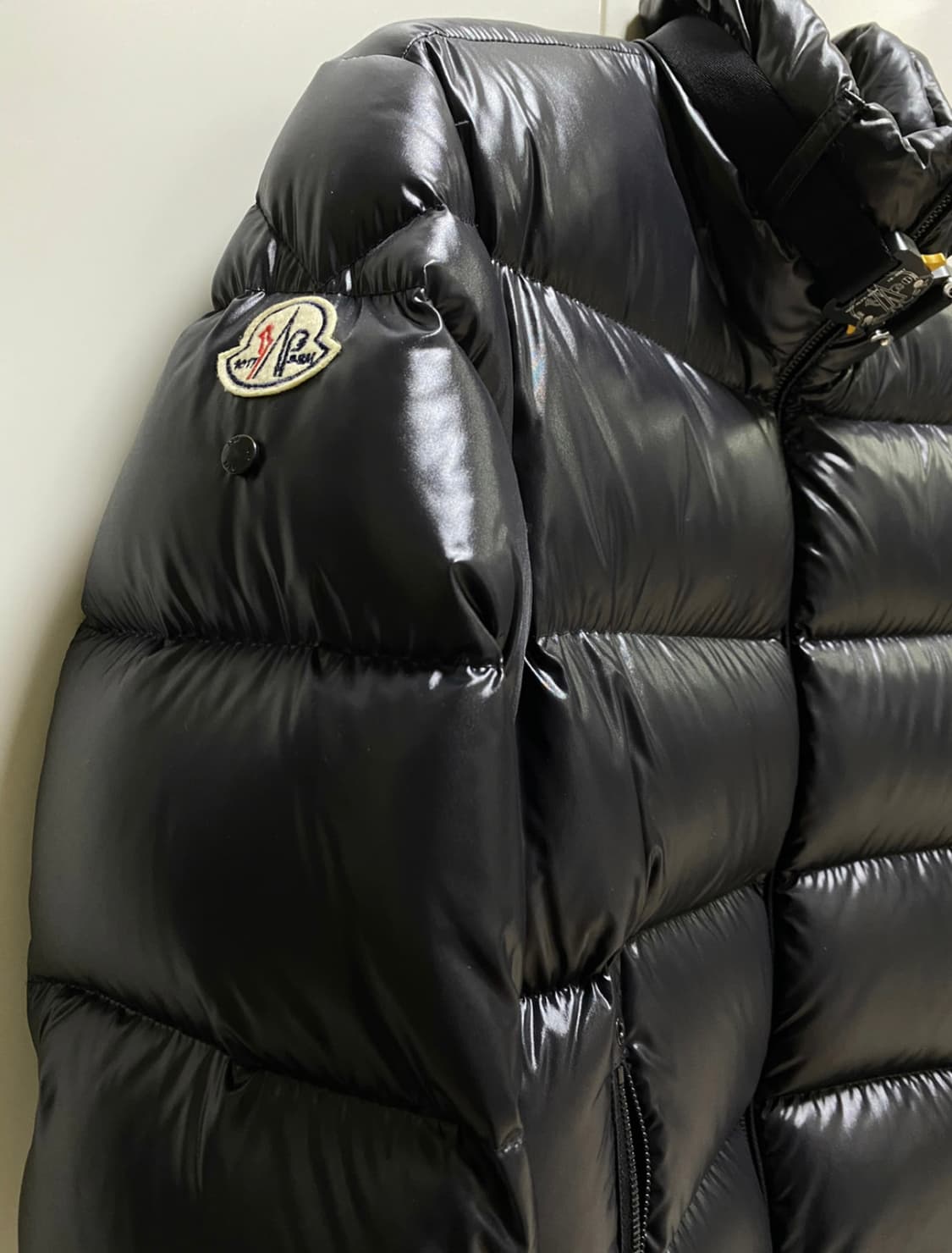 [0] 몽클레어 알릭스 sirus 사이러스 패딩 블랙 상품이미지3