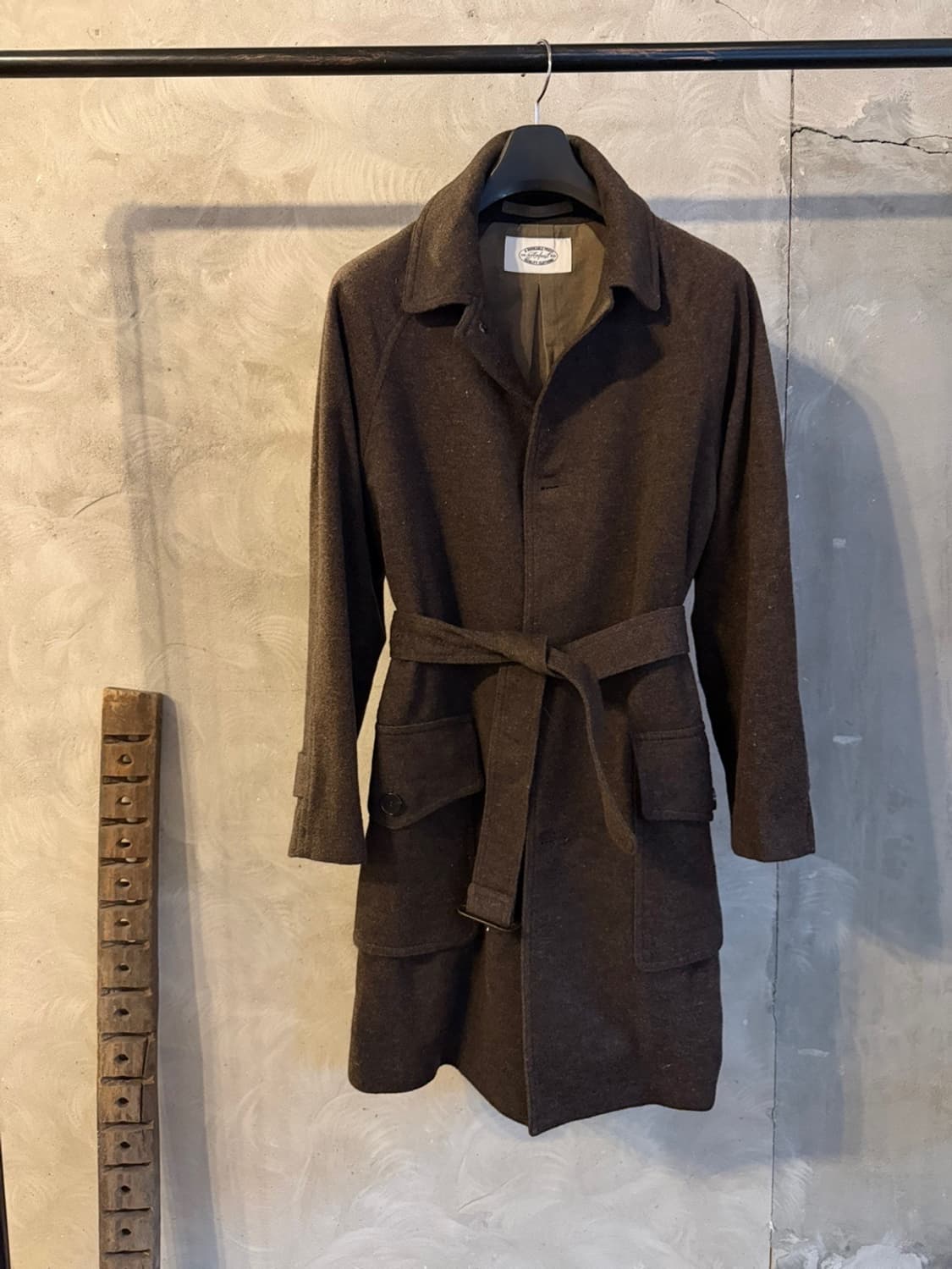 암피스트 벨티드 로브 코트 남성100 상품이미지9