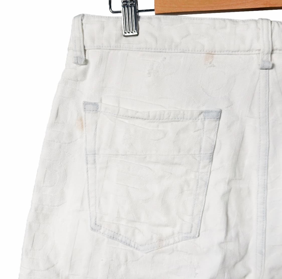 [34] 펜디 x 마크 제이콥스 남성 FF로고 쇼츠 반바지 화이트 상품이미지4