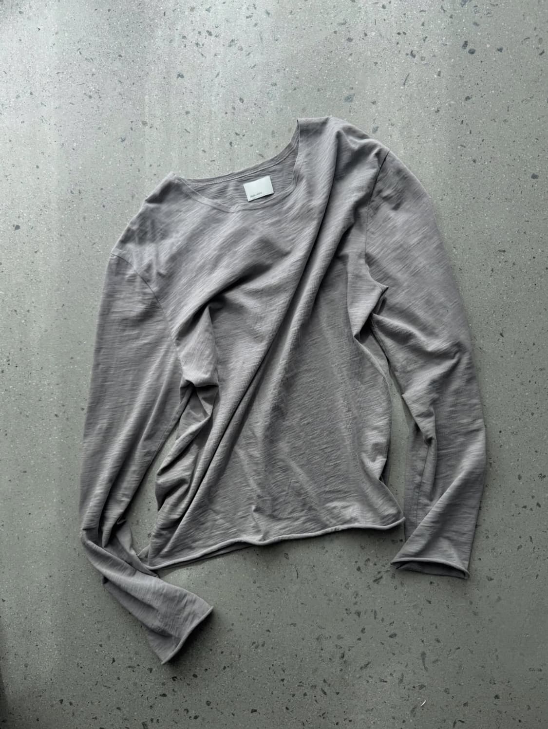 모노프리베 텍스쳐 롤 롱슬리브 포그 2사이즈 상품이미지1