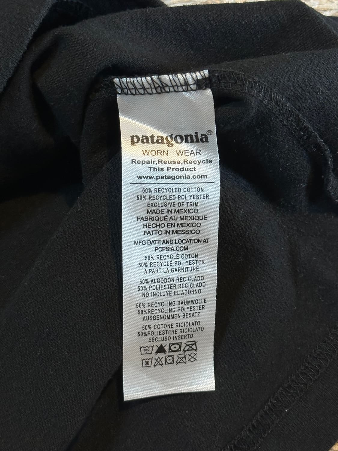 파타고니아 PATAGONIA 백프린팅 반팔 티셔츠 블랙 상품이미지5