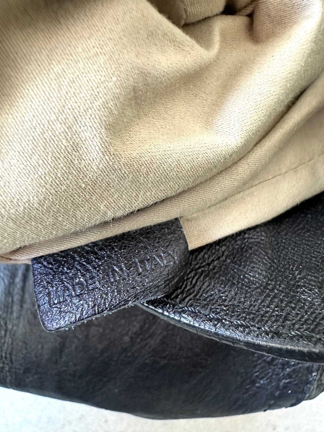 지방시 2000s 워시드 레더 사첼 보스턴백 상품이미지9