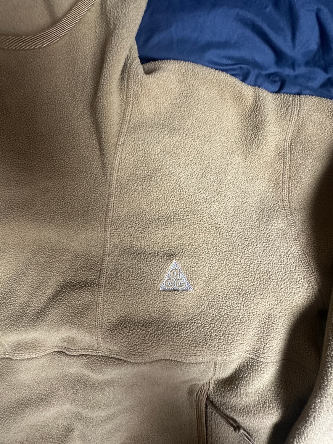 나이키 ACG 폴라텍 울프 트리 풀오버 후드 골든 베이지XL(105) 상품이미지2