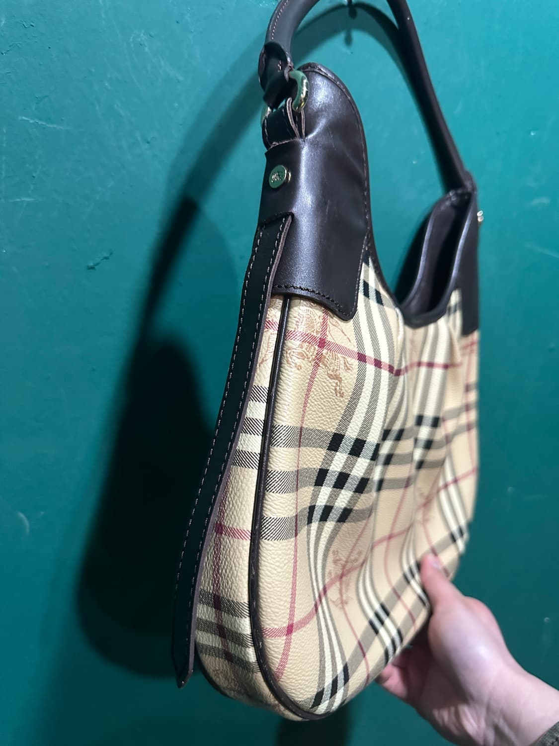 버버리 노바체크 호보백 상품이미지2