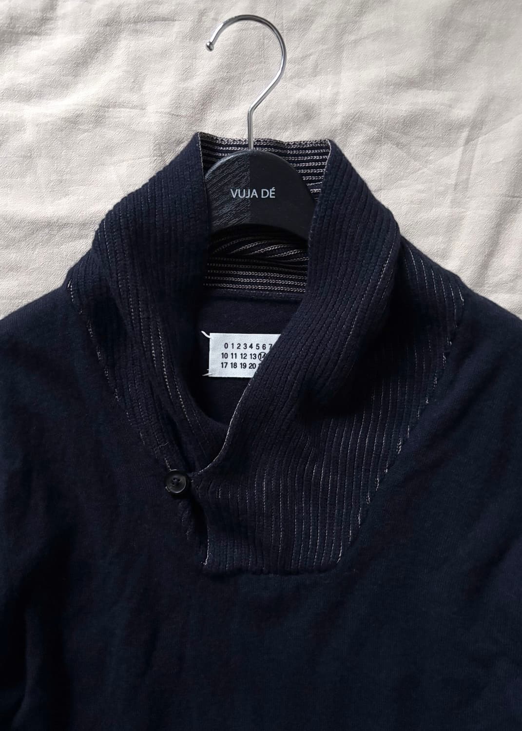 마르지엘라 원 버튼 카라 울 니트 상품이미지2